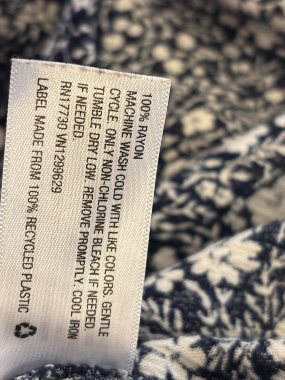 Knox Rose Tiered Flutter Sleeve Midi Dress | Navy Floral | Size L - Picture 6 of 6
